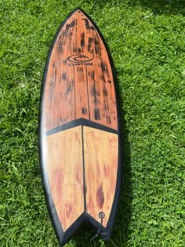 Prancha Fish Custom 5?10 ? usada apenas 1 vez