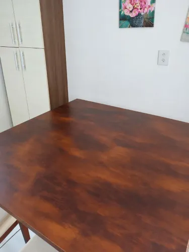 Tampo para mesa semi novo, medidas 1,38 por 1,38.