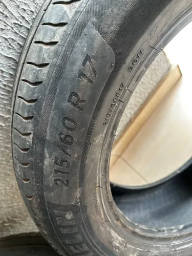 Pneus Michelin ARO 17