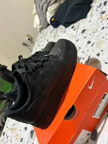 Air force 1 Preto (Tamanho 40)