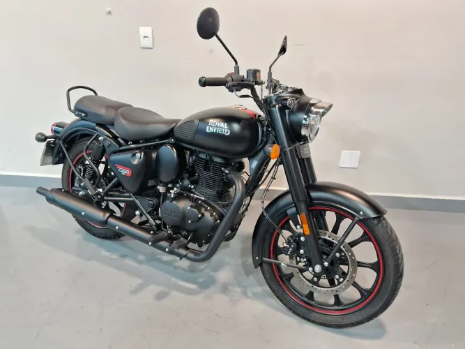Royal Enfield Classic 350 Dark