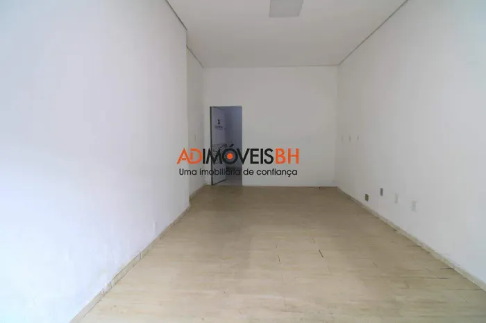 Loja aprox. 40m2 no Nova Suiça