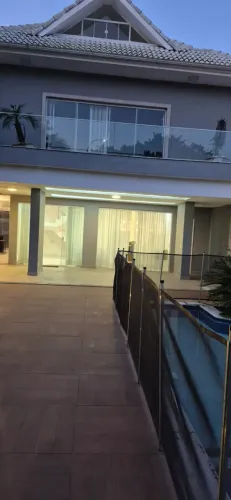 Magnifica casa triplex 280m2 sendo 3 suites, mobiliada cond Riviera del sol recreio