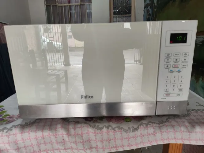 Microondas Philco Branco,28 litros, entrego e garantia