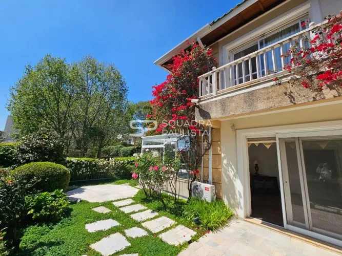 Casa de condomínio com 589.0 m², à venda no bairro Cidade Jardim.