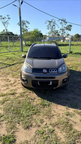 Fiat Uno WAY Celeb. 1.0 EVO Fire Flex 8V 5P 2015