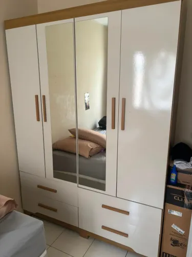 Vendo guarda roupa de casal