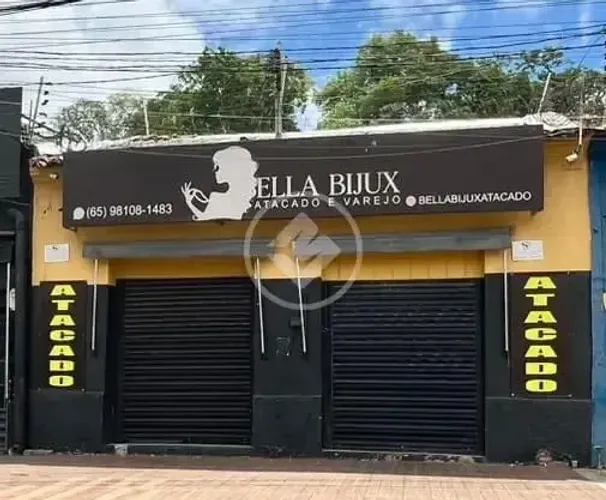 Prédio Comercial à venda no Centro de Cuiabá - Praça Bispo Dom José codigo: 268688