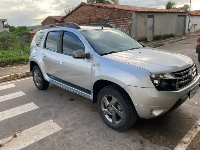 Renault Duster Techroad 2.0 Hi-flex 16V Aut. 2015