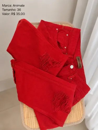 Calça Animale ( ela é mais clara )