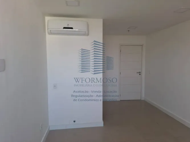 Sala Comercial 24m² para Locação na Rua Almirante Baltazar-São Cristóvão