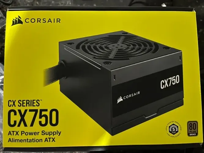 Fonte Corsair CX750, 750W, 80 Plus Bronze, PFC Ativo, ATX, CP-9020279-BR
