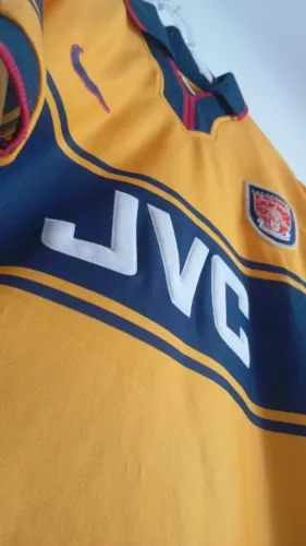 CAMISA ARSENAL ORIGINAL 1997/99 AWAY AMARELA JVC NIKE - TAMANHO M - MADE IN UK