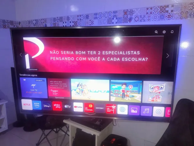 Tv smart LG 75 polegada bivolt perfeita