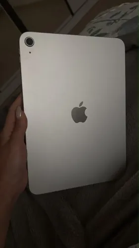 iPad 11 A16