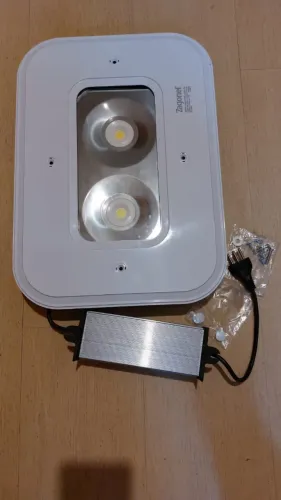 Iluminação comercial de teto. Zl 3205 - Potência 100W; Tecnologia do LED COB