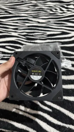 Kit com 3 ventoinhas RGB