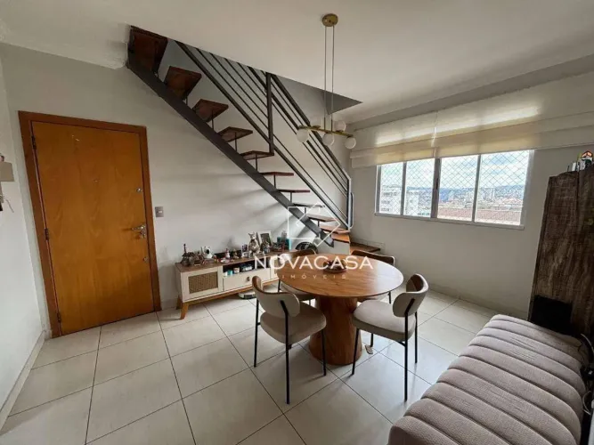 Cobertura com 2 dormitórios para alugar, 140 m² por R$ 3.950,00/mês - Heliopolis - Belo Ho