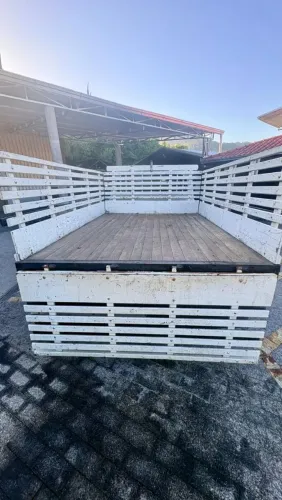 Carroceria D10, F1000