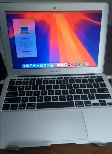 MacBook Air 11-inch, Mid 2012