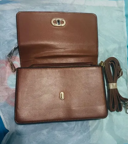 Vendo linda bolsa de couro