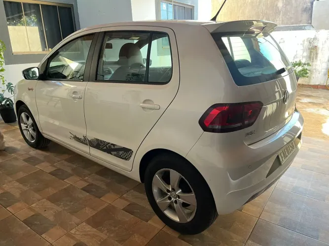 Volkswagen Fox Rock IN RIO 1.6 MI Total Flex 8V 5P 2016
