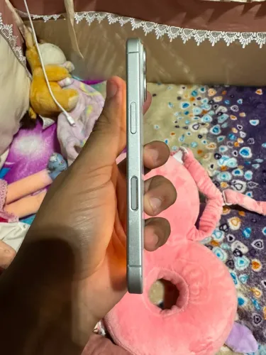 iPhone 16 128GB