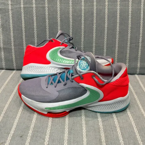 Tênis Nike Zoom Freak 4