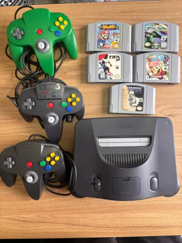 Nintendo 64 + 3 Controles + Expansion Pack + 5 Jogos Originais