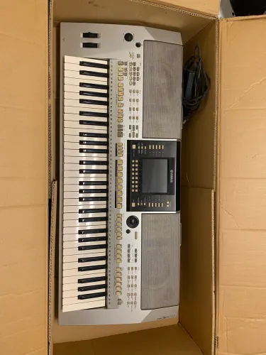 Teclado Yamaha PSR S910 - Excelente Estado Oportunidade