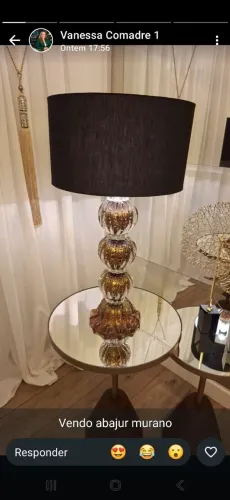 Abajur murano com pó de ouro