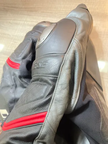Jaqueta Dainese