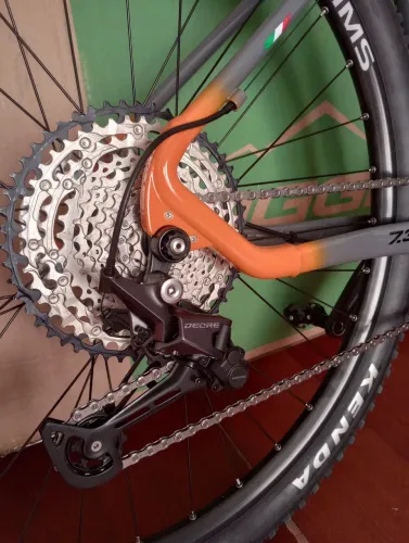 Bicicleta toda Deore 12v tamanho M