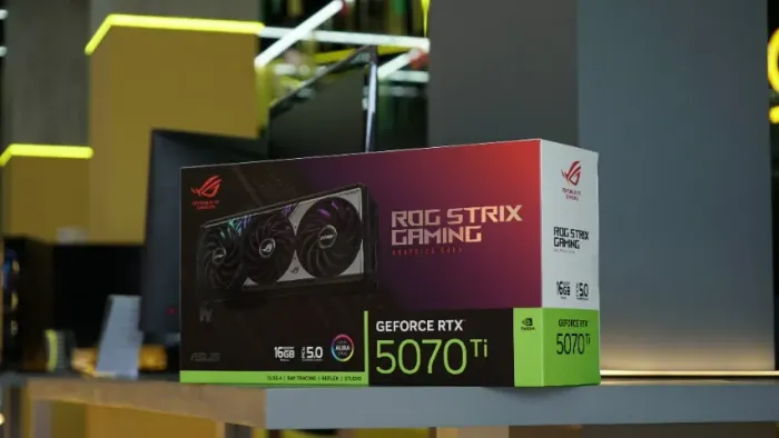Placa de Vídeo RTX 5070 Ti 16GB ASUS ROG Strix por R$ 9.499