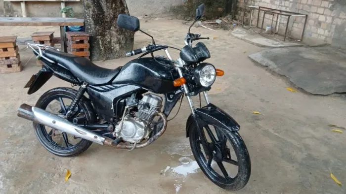 Vende-se Titan 2009, 7 mil reias, aceito proposta, *