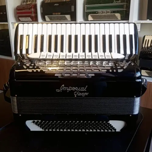 Imperial 120 Baixos Quarta de voz Oitavada Duplo Cassoto - Acordeon Gaita Sanfona