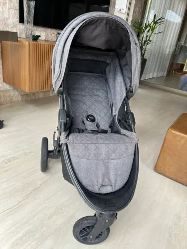 Carrinho de bebê Britax b-free