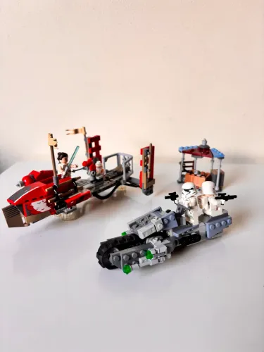 75250 LEGO STAR WARS - PERSEGUIÇÃO DE SPEEDER DE PASAANA