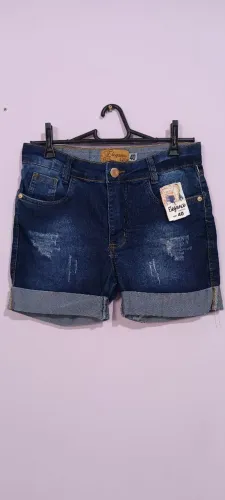 Shorts jeans novo tamanho 38/40