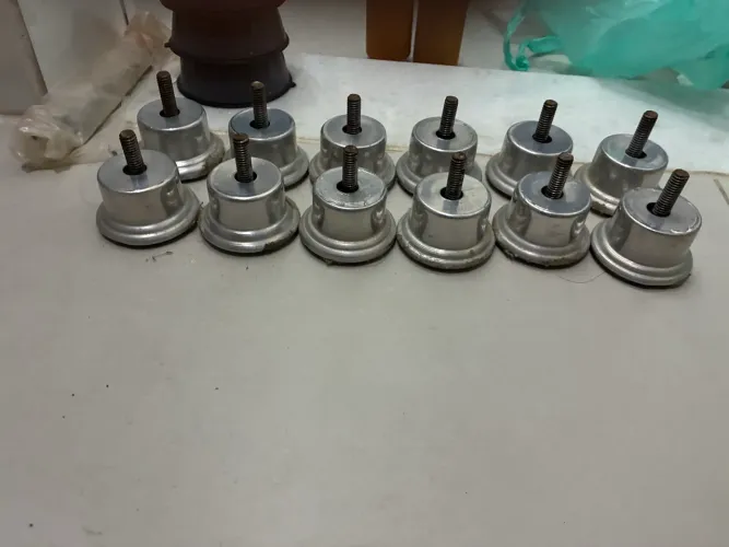 Pé para máquina de lavar