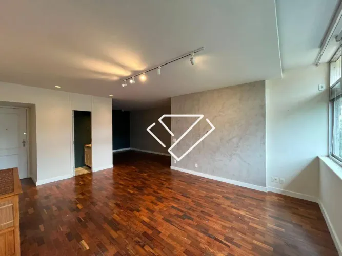 Apartamento com 4 dormitórios à venda, 130 m² por R$ 3.900.000,00 - Leblon - Rio de Janeir