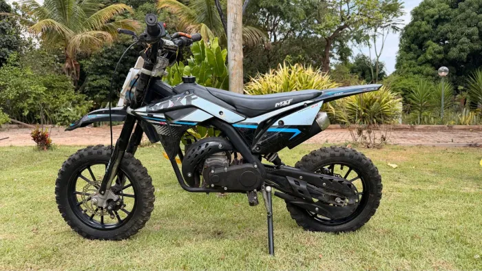 Vendo ferinha 49 cc zerada e pouco uso