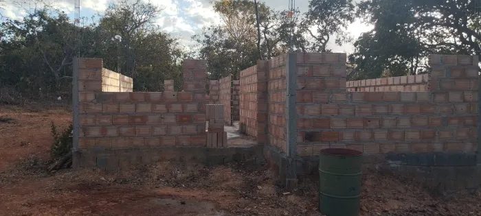 Troco chácara por casa