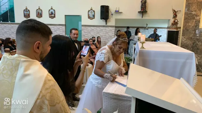 Vestido de noiva usado uma única vez