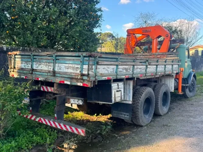Vendo este Conjunto Caminhao Traçado 6x4 MB Munck 16ton c/ Controle Direto c/ prop Curitib
