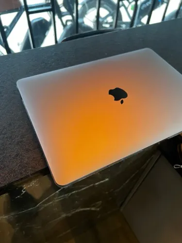 MacBook Air M1 8Gb
