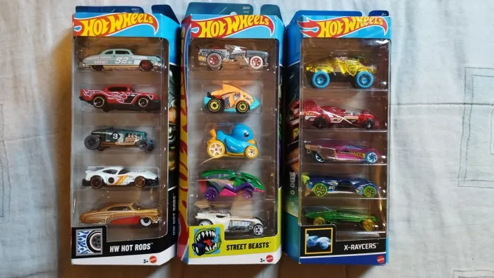 Kit 15 Carros HotWheels Lacrados
