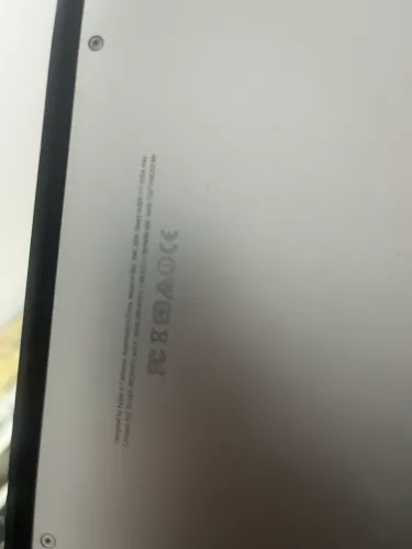 MacBook Air 11? A1465 - para peças ou reparo