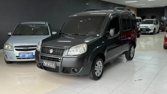 Fiat Doblo Essence 1.8 Flex 16V 5P 2013