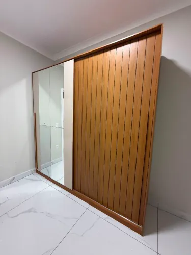 Guarda roupa